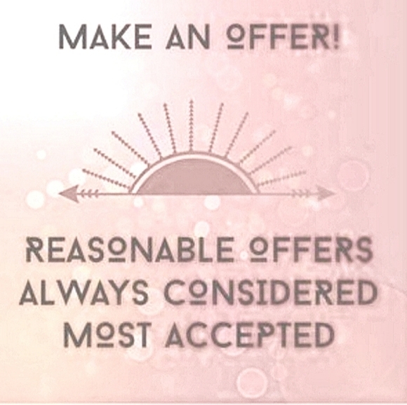 Hello Kitty Winter Holiday Candy Cane Earrings.Red Whte Gold Enamel Earw… - Picture 5 of 7